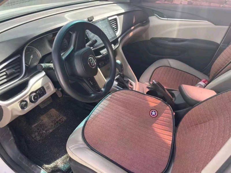 枣庄17年别克英朗2