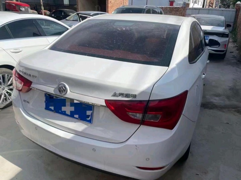 枣庄17年别克英朗5