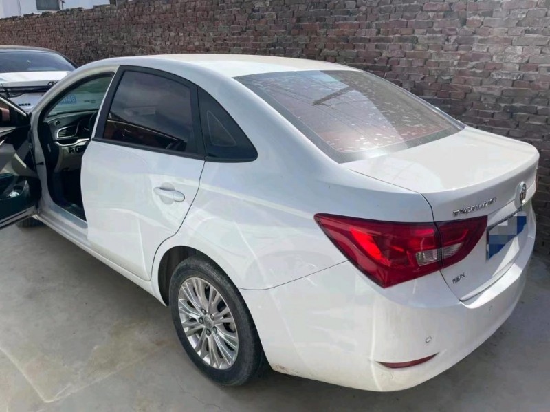 邯郸17年别克英朗4