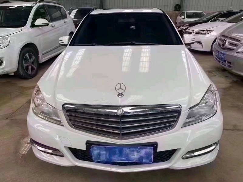 东营13年奔驰C1