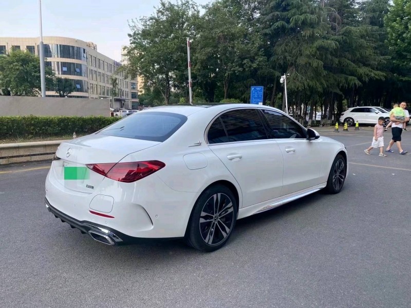 东营22年奔驰C8