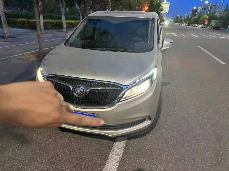 邯郸18年别克GL81