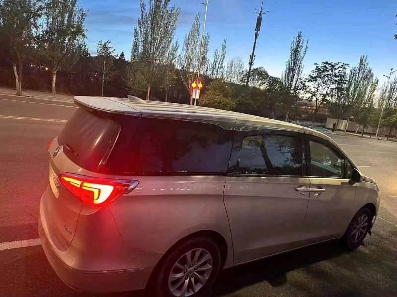 邯郸18年别克GL86