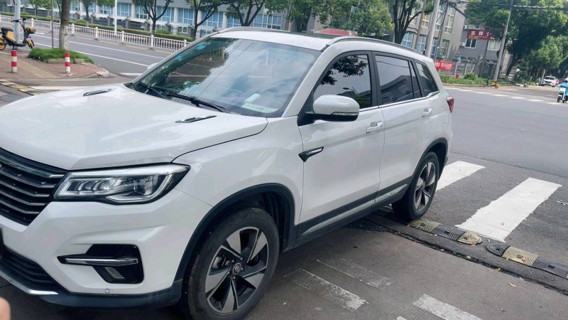 嘉興18年長安汽車CS752