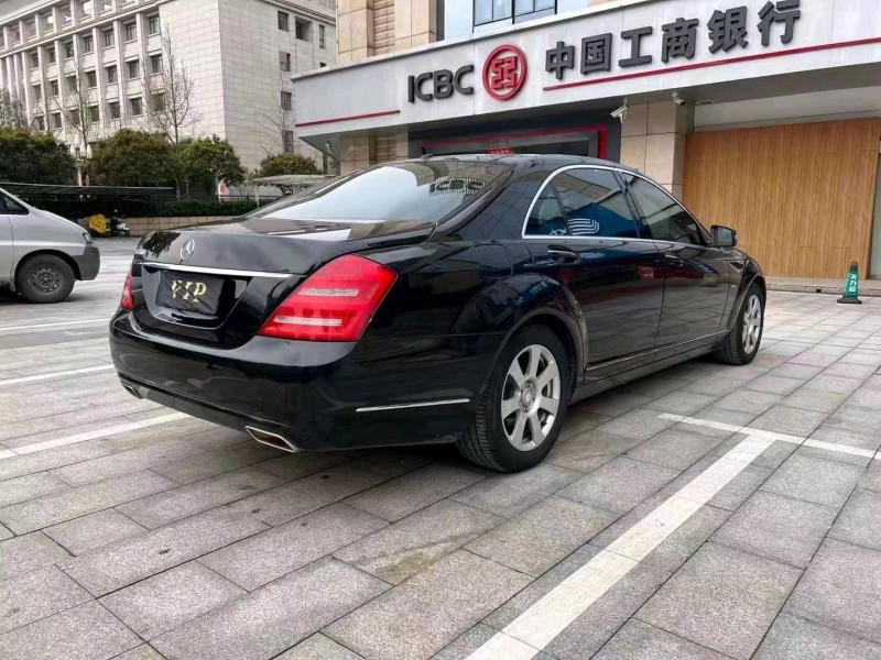 邵阳13年奔驰S7