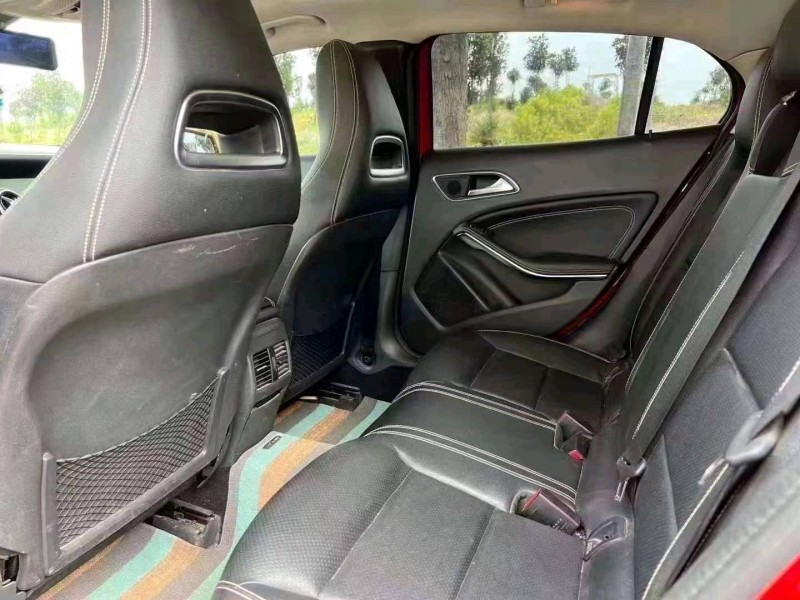 淮南15年奔驰GLA7