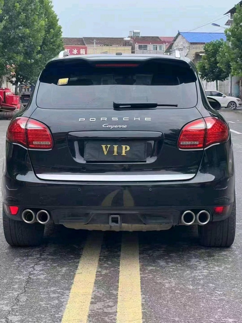 淮南14年保时捷卡宴5
