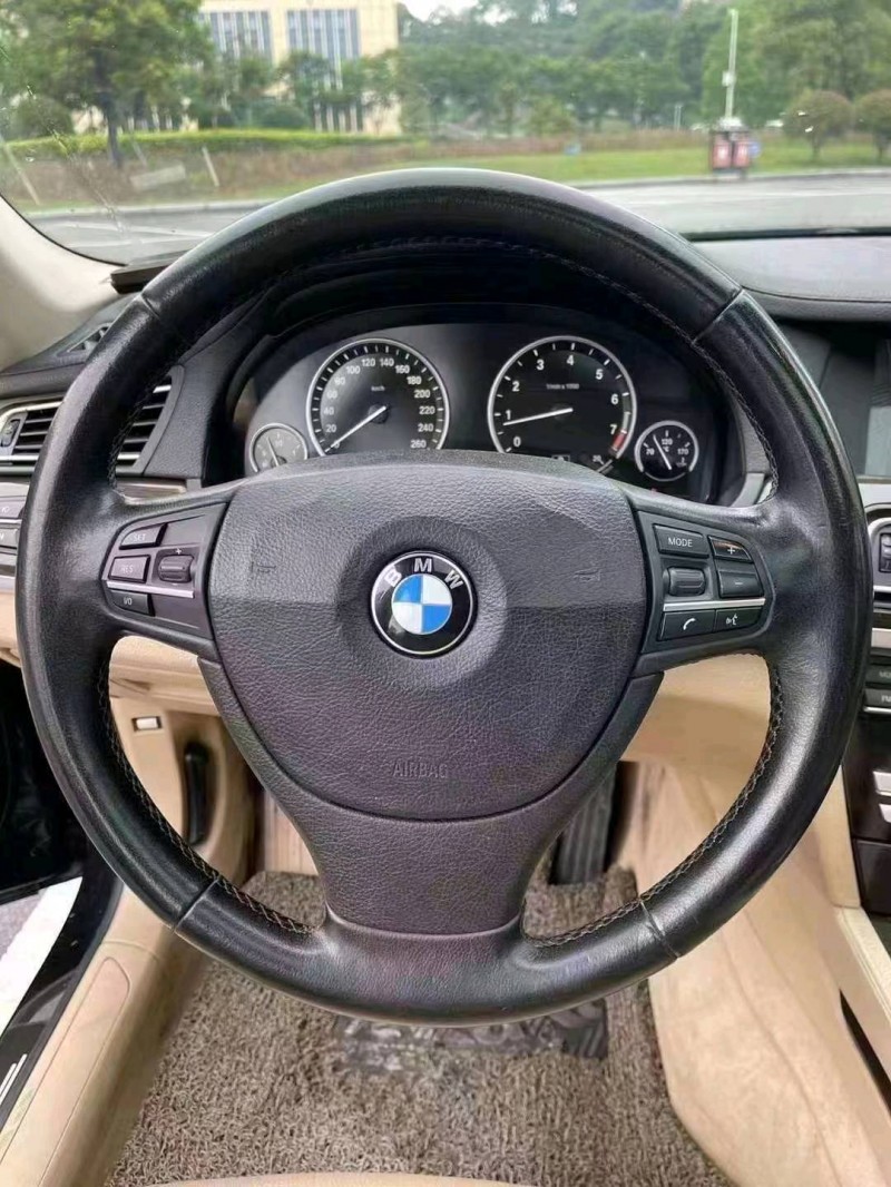 宜昌11年宝马7系8