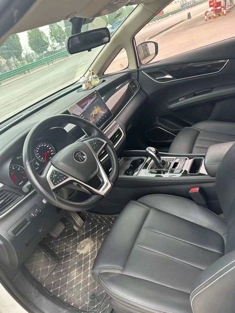 枣庄19年比亚迪宋MAX8