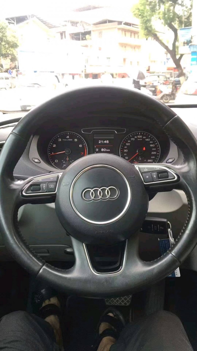 潍坊13年奥迪Q36