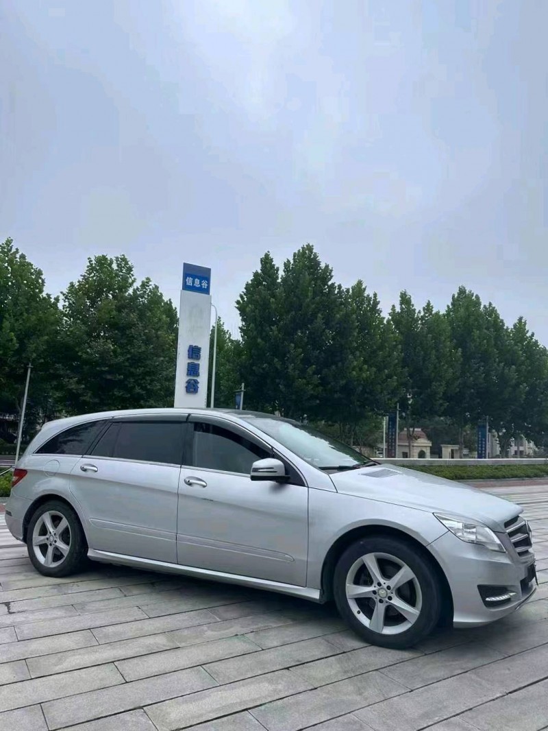 东营12年奔驰R2