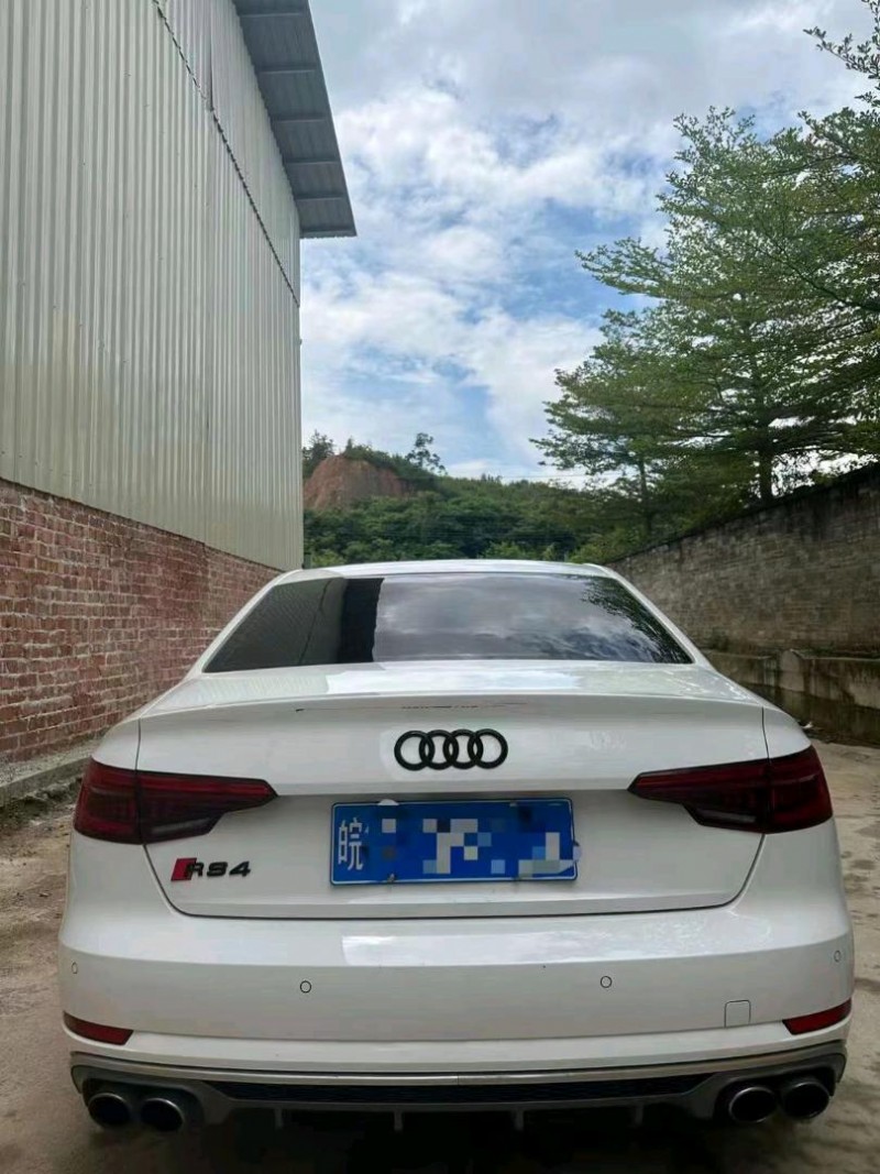 馬鞍山17年奧迪A4L5