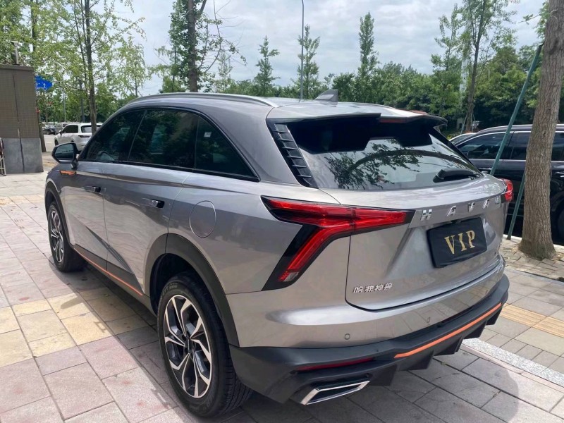 成都22年哈弗神兽8