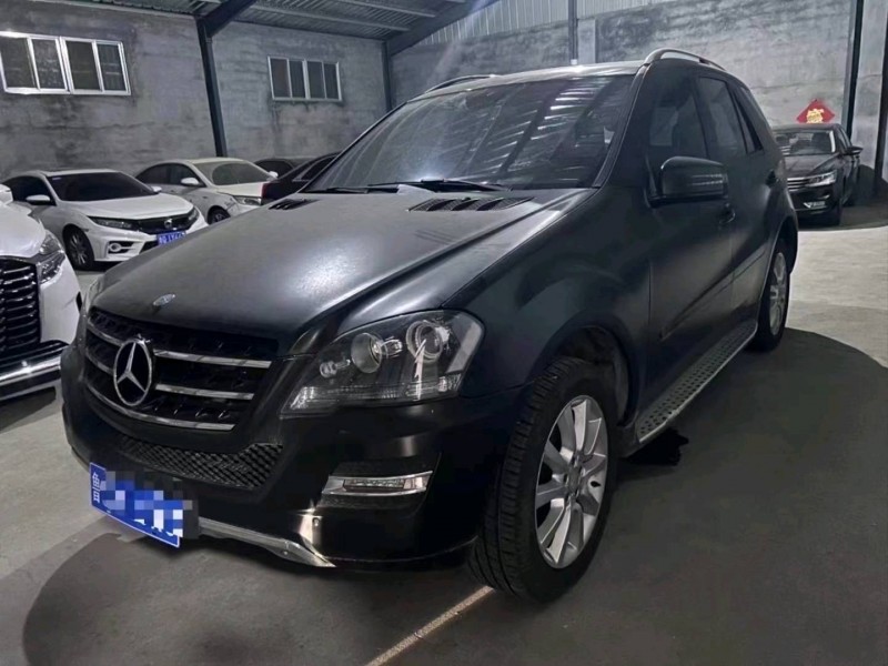 东营11年奔驰ML3