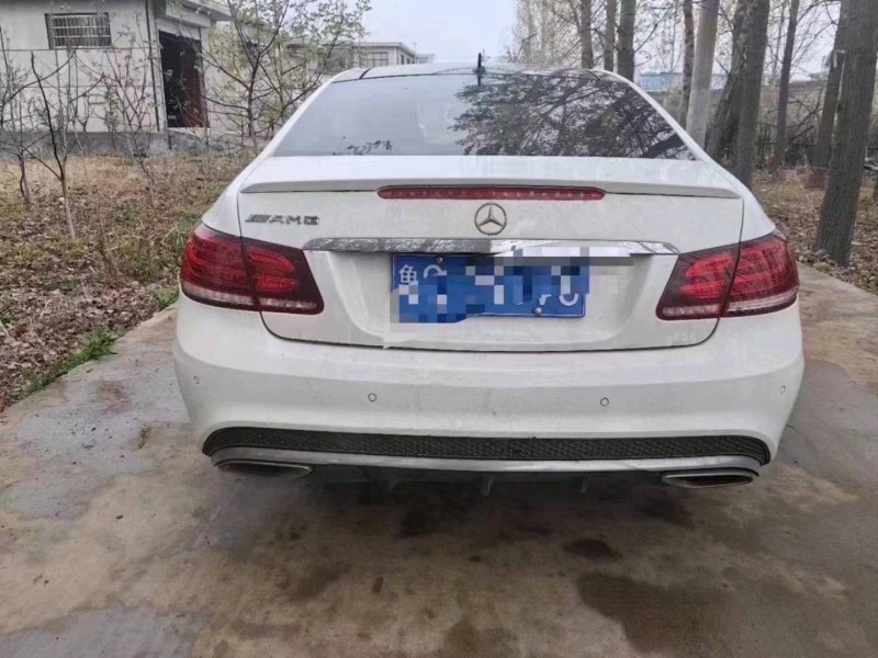 东营17年奔驰E4