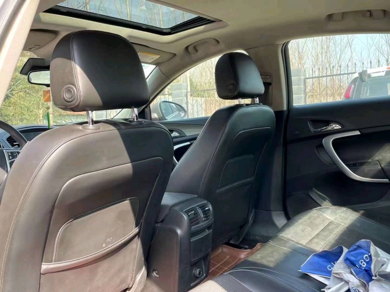 东营13年别克君威3