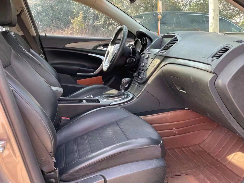 东营13年别克君威8