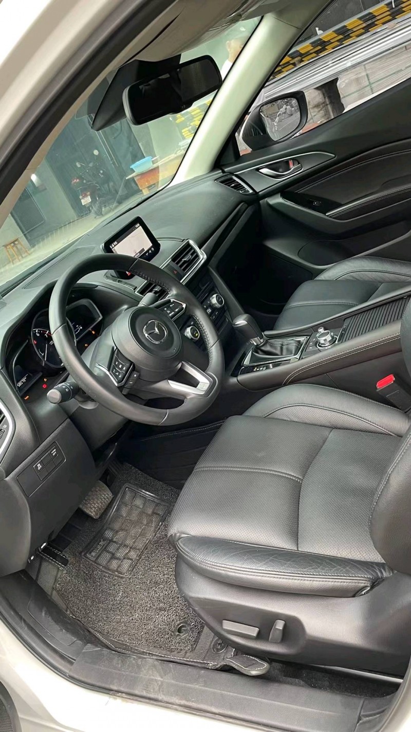 成都18年马自达昂克赛拉6