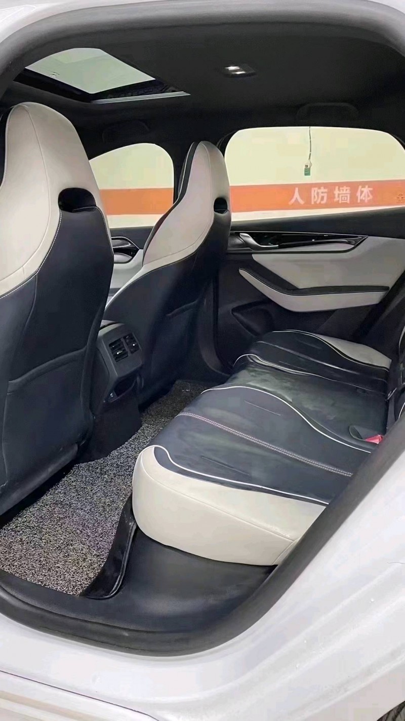 成都23年比亚迪秦6