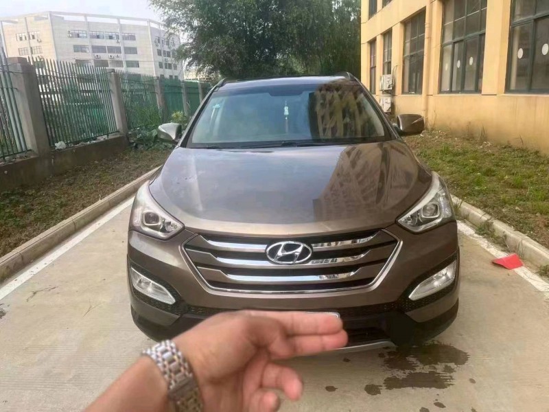 宜昌14年现代新胜达1