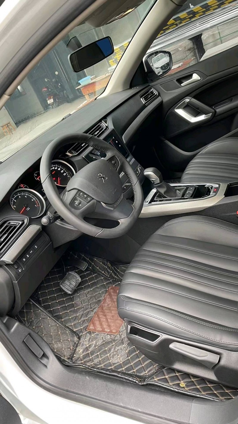 成都21年标致4085