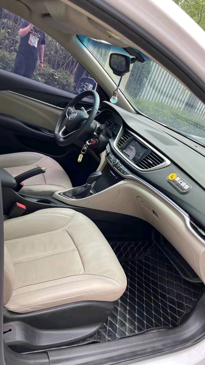 成都20年别克英朗8