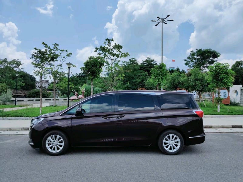 东莞17年别克GL88