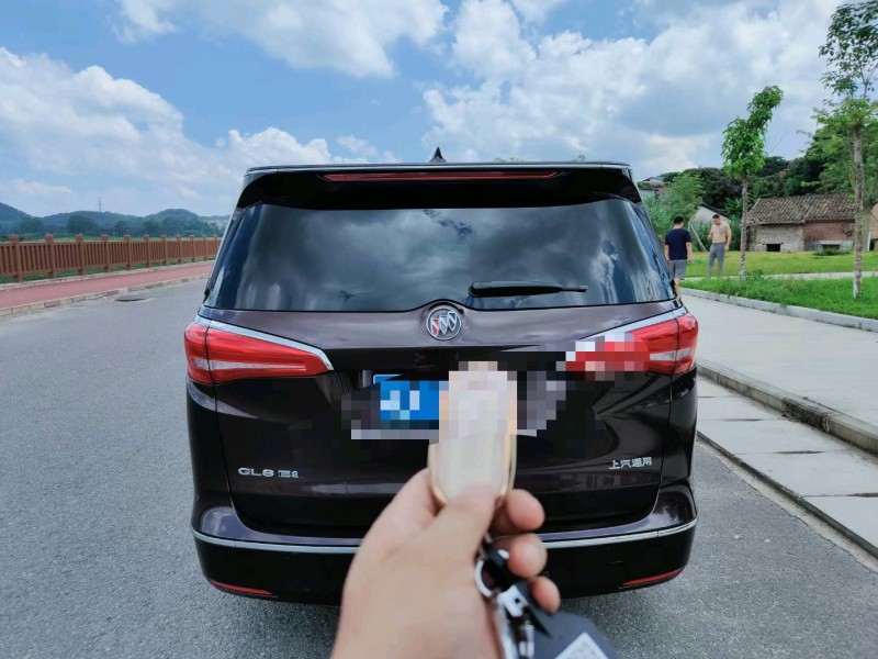 东莞17年别克GL89