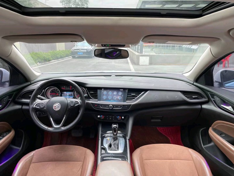 成都19年别克君威9