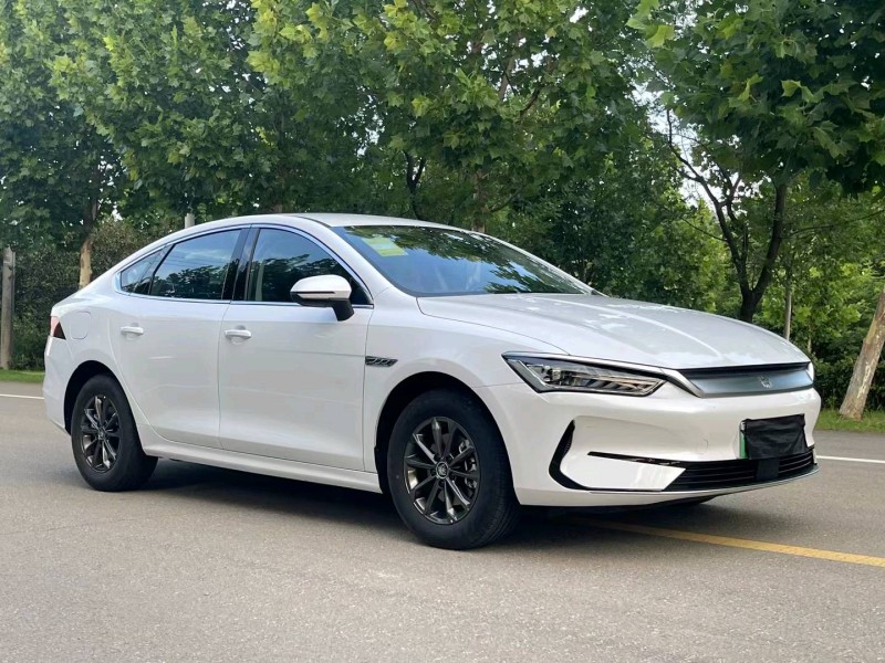 徐州23年比亚迪秦2