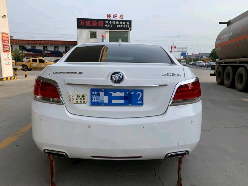 保定13年别克君越9