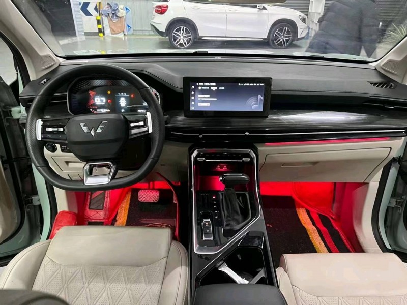 成都21年五菱汽車星辰6