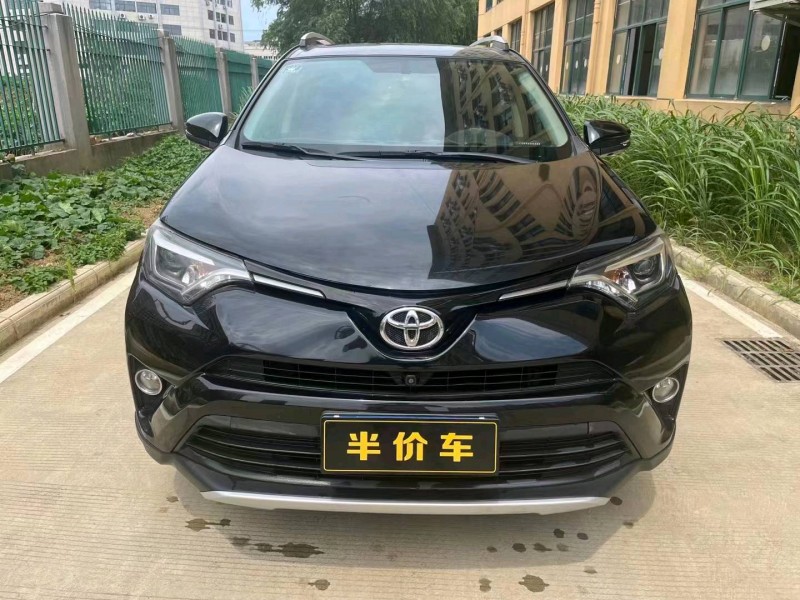 邯郸17年丰田RAV4荣放1