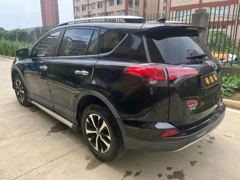 邯郸17年丰田RAV4荣放2