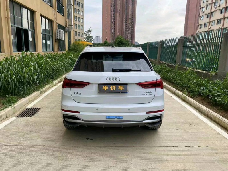 武汉21年奥迪Q39