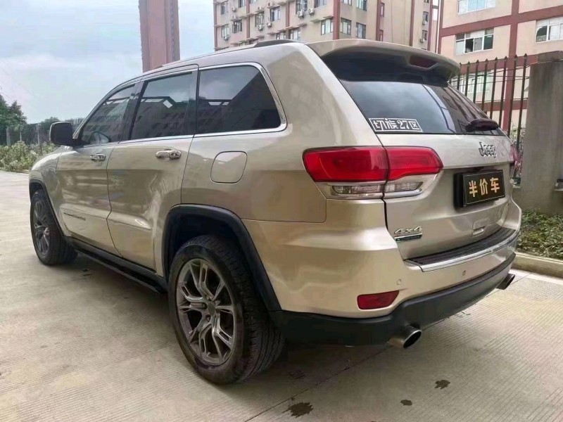 鄂州14年Jeep大切諾基8