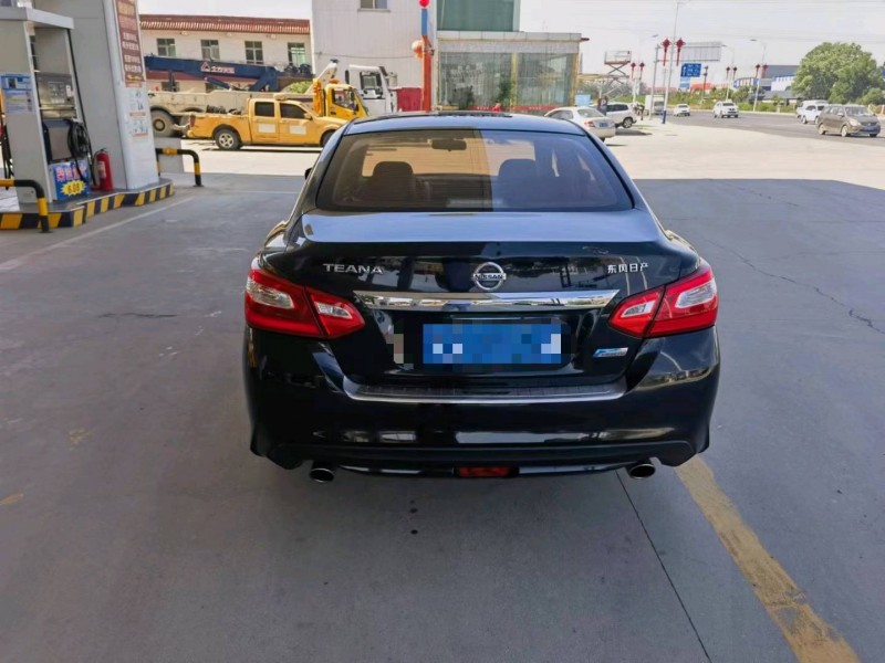 保定17年日产天籁9