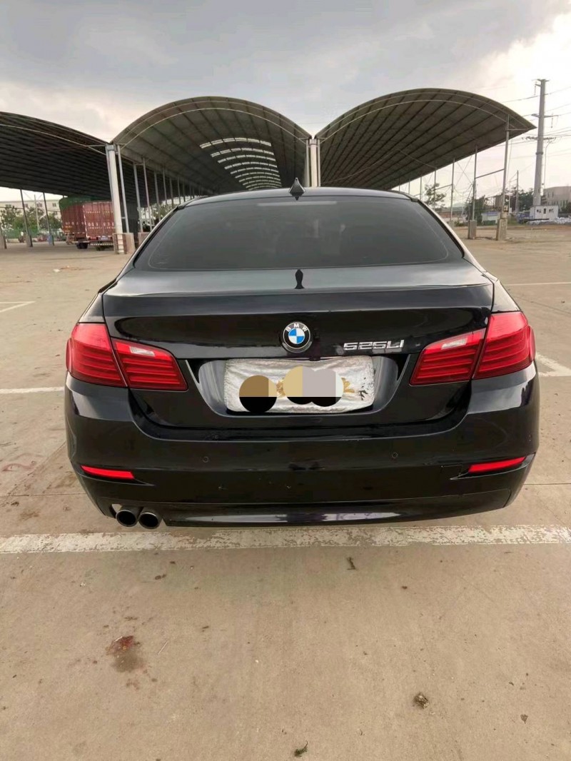 济南16年宝马5系9
