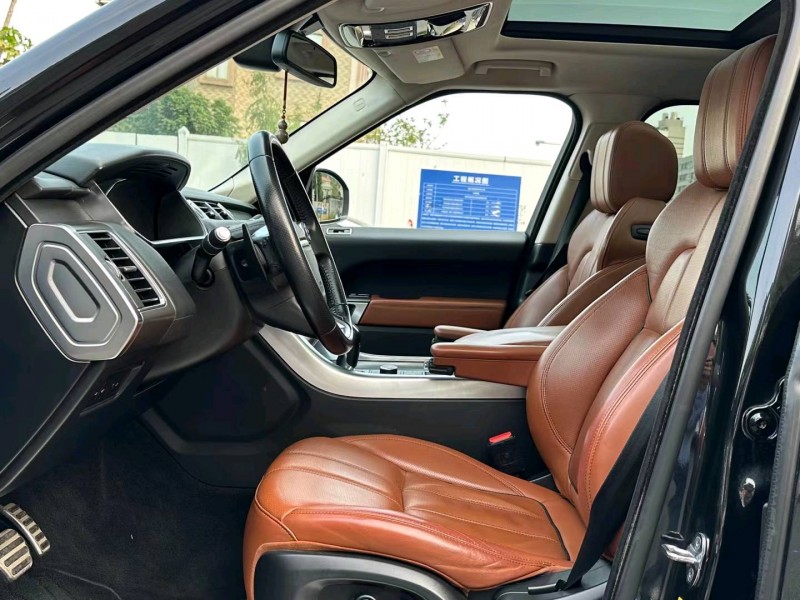 广州16年路虎揽胜运动5