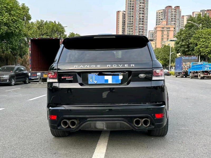 广州16年路虎揽胜运动9