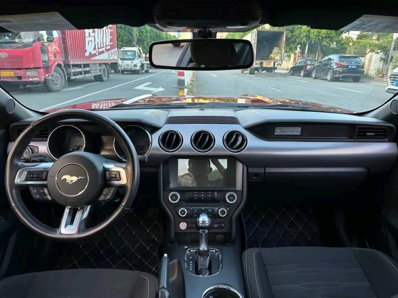 广州16年福特野马4