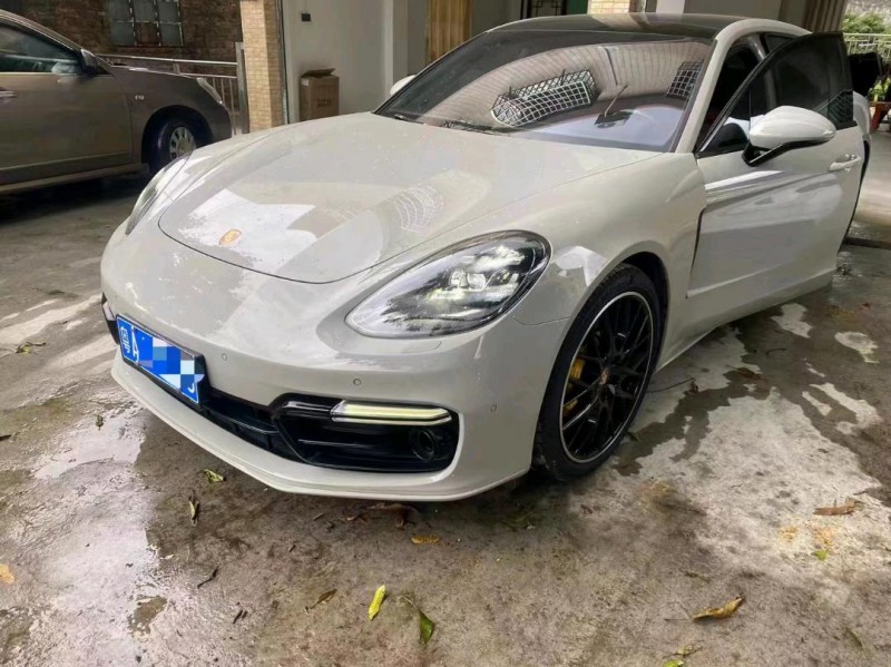 广州18年保时捷帕拉梅拉2