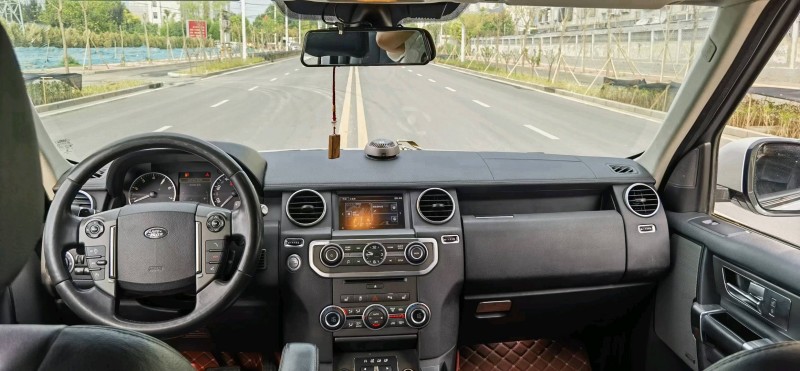 石家庄16年路虎发现4