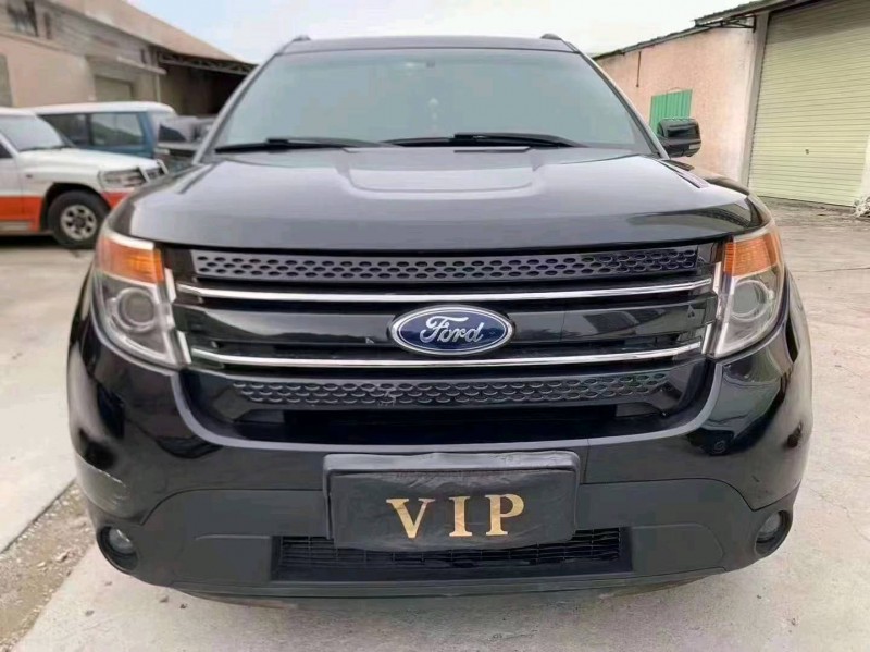 珠海15年福特探险者1