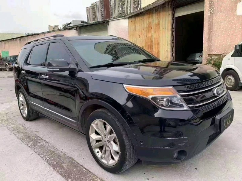 珠海15年福特探险者2