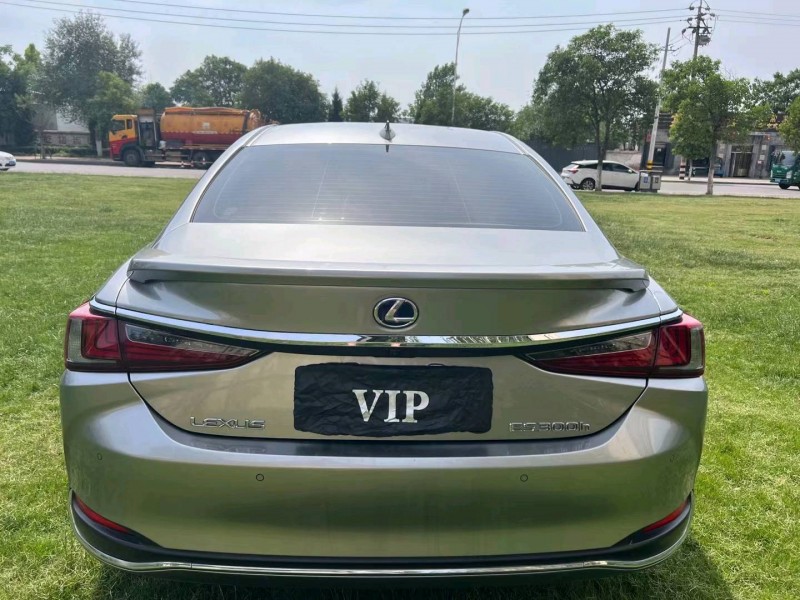 济宁20年雷克萨斯ES9