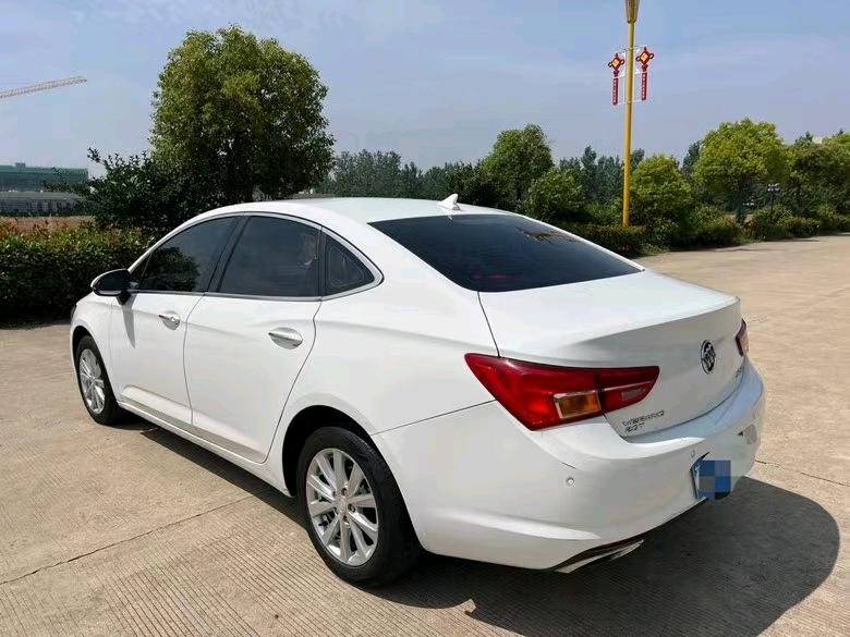 盐城16年别克威朗5