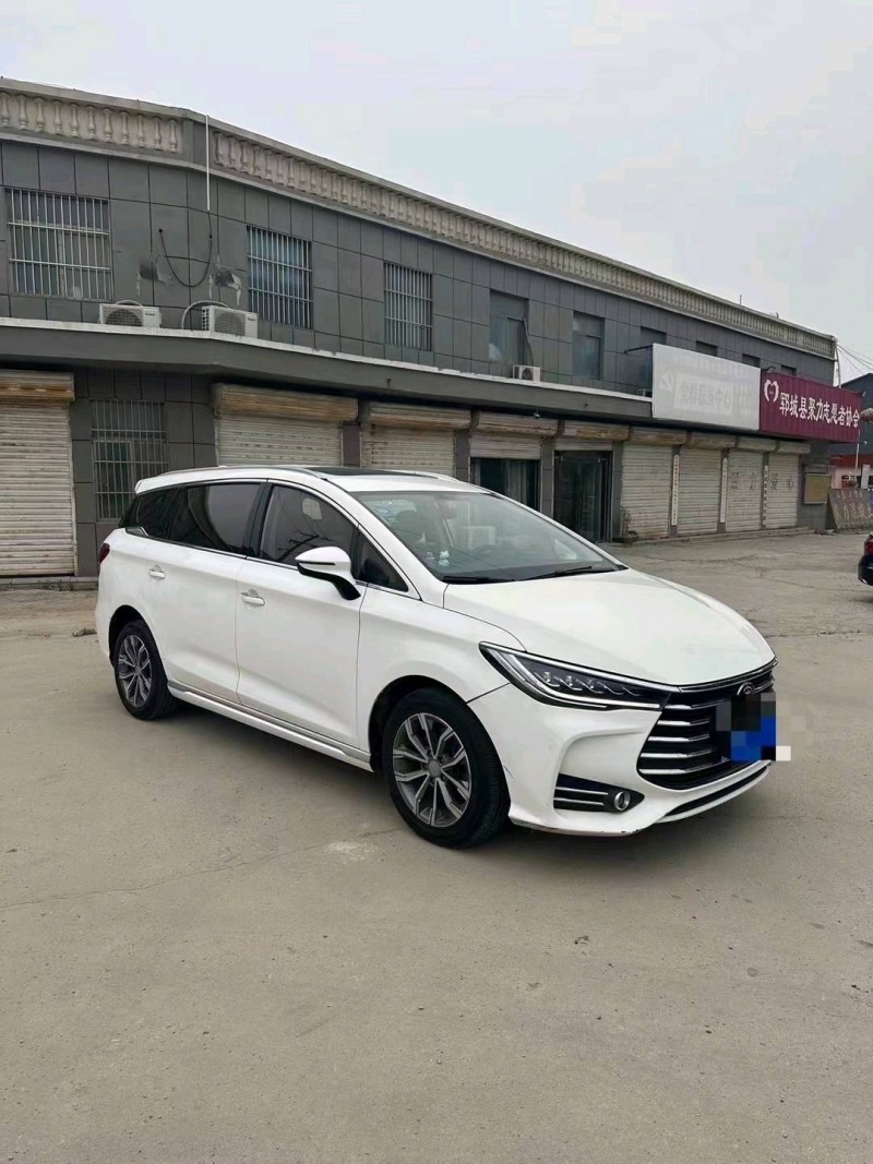 枣庄19年比亚迪宋MAX2