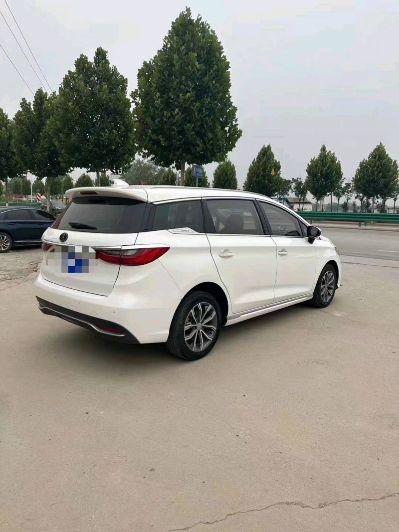 枣庄19年比亚迪宋MAX4