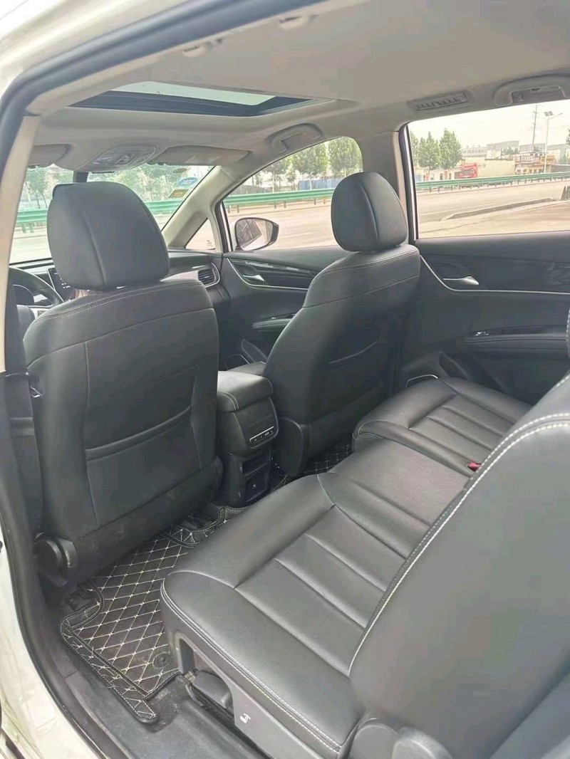 枣庄19年比亚迪宋MAX5